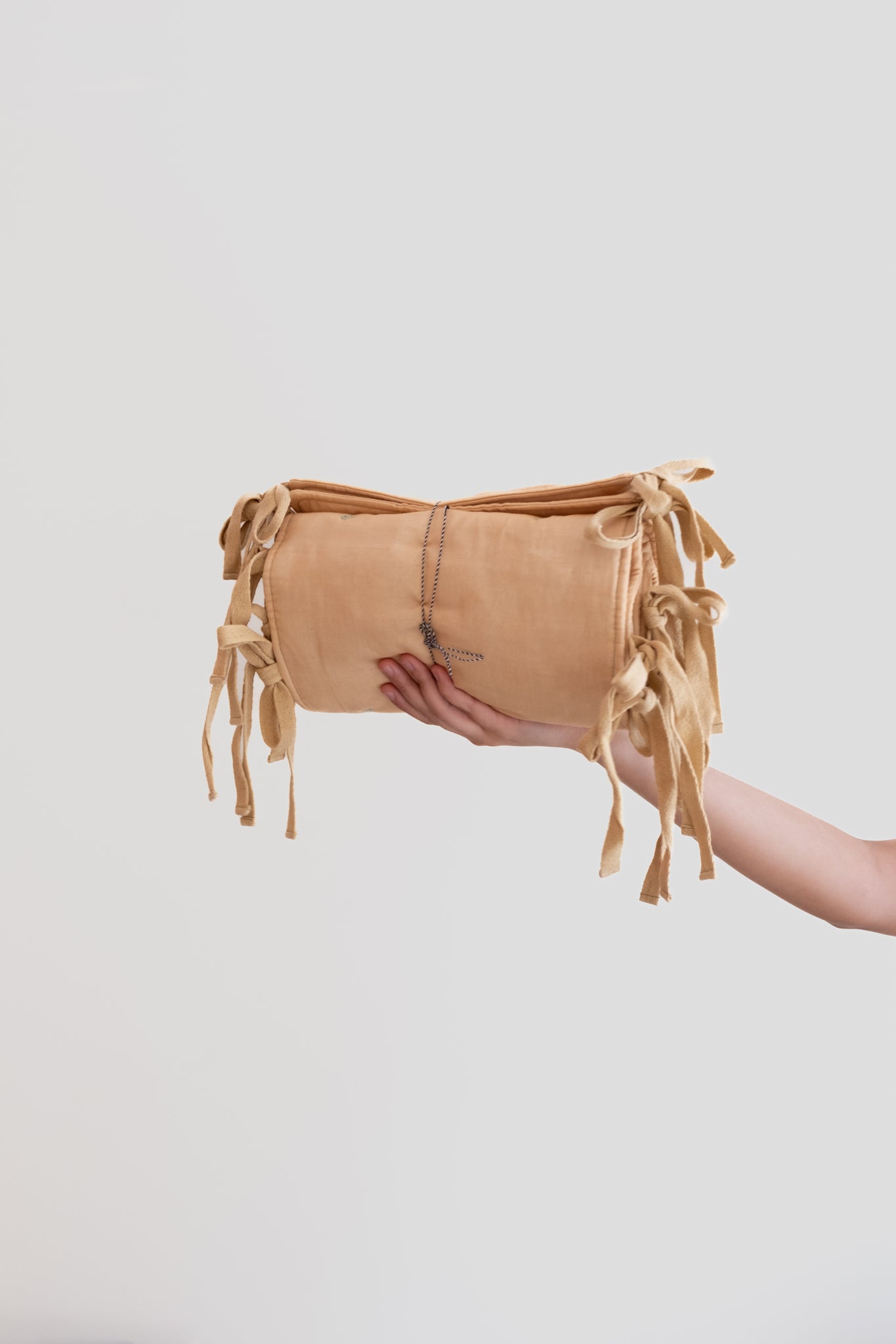 Bandbook Crib Bumper - Wheat