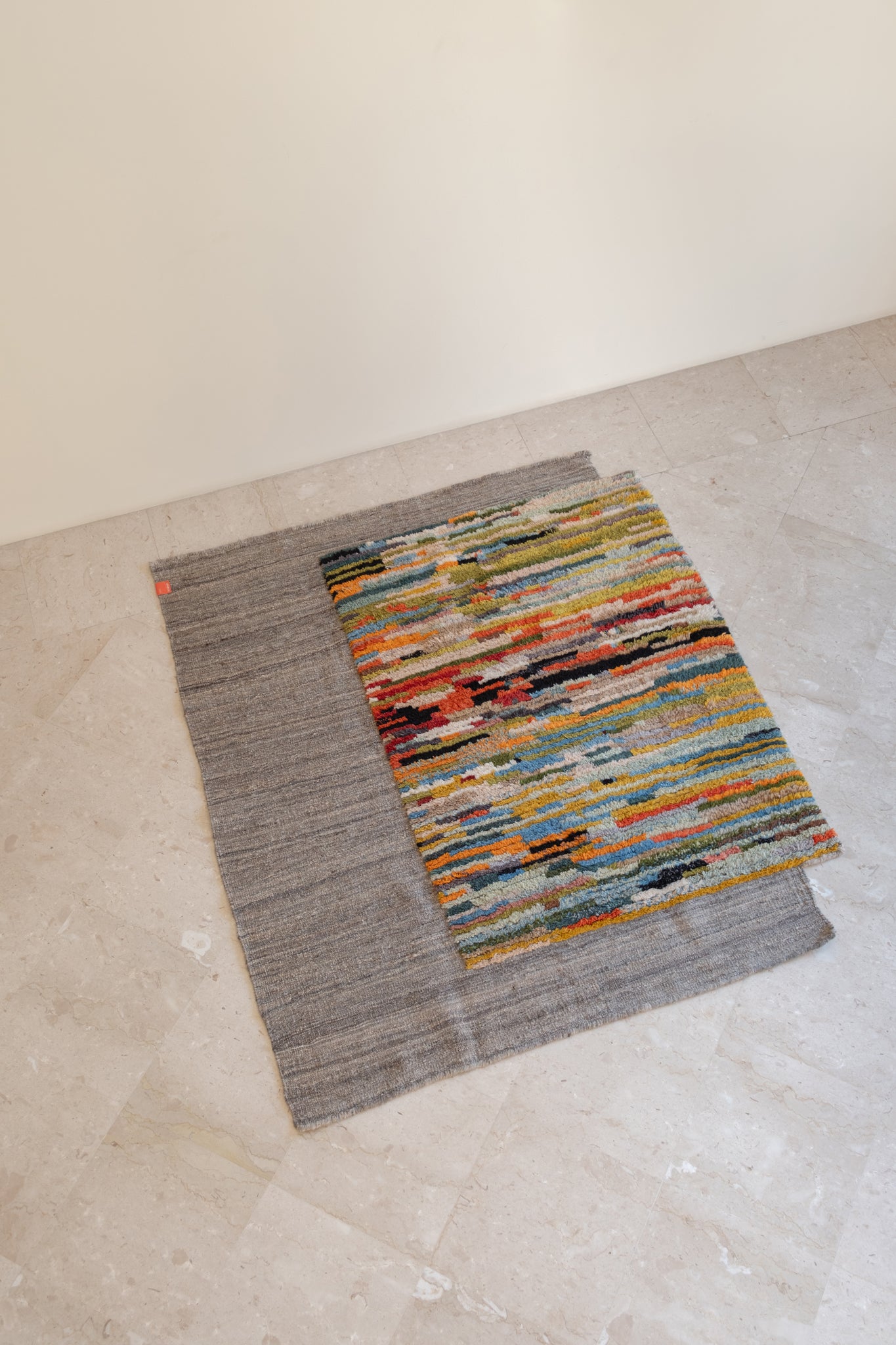 Eishoom Rug III - Light Grey