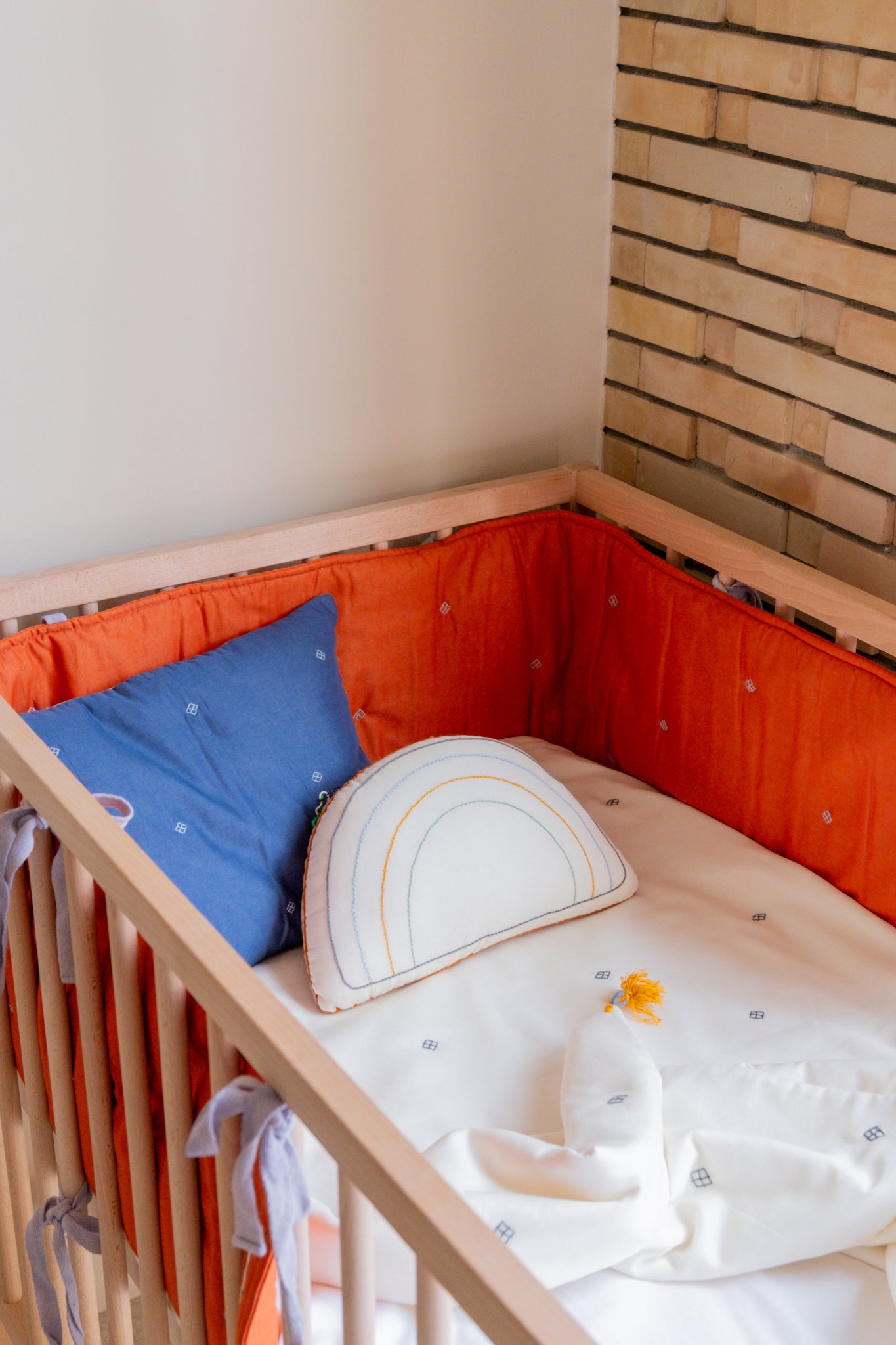 Bandbook Crib Bumper - Paprika