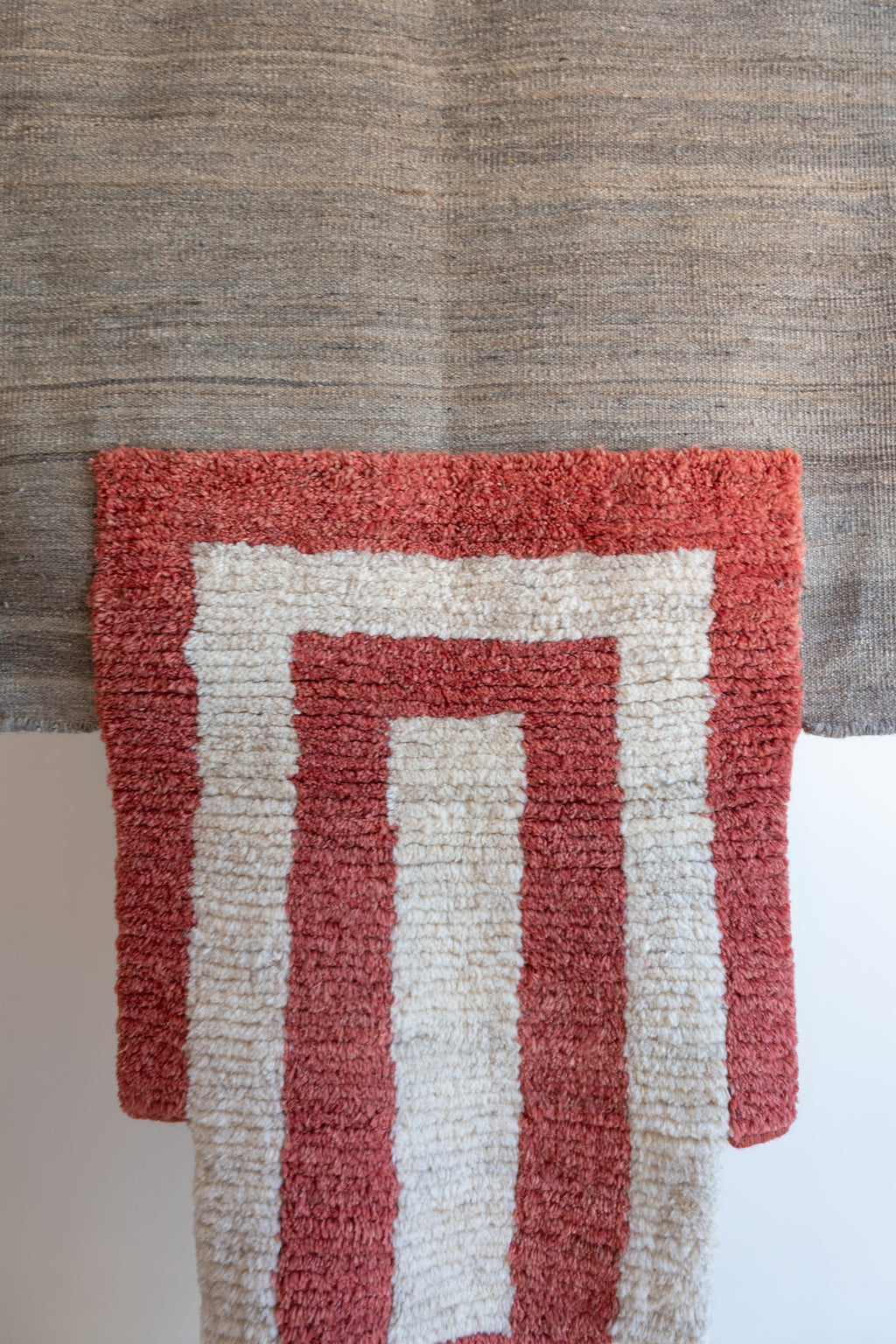 Cascading Rug - Peach