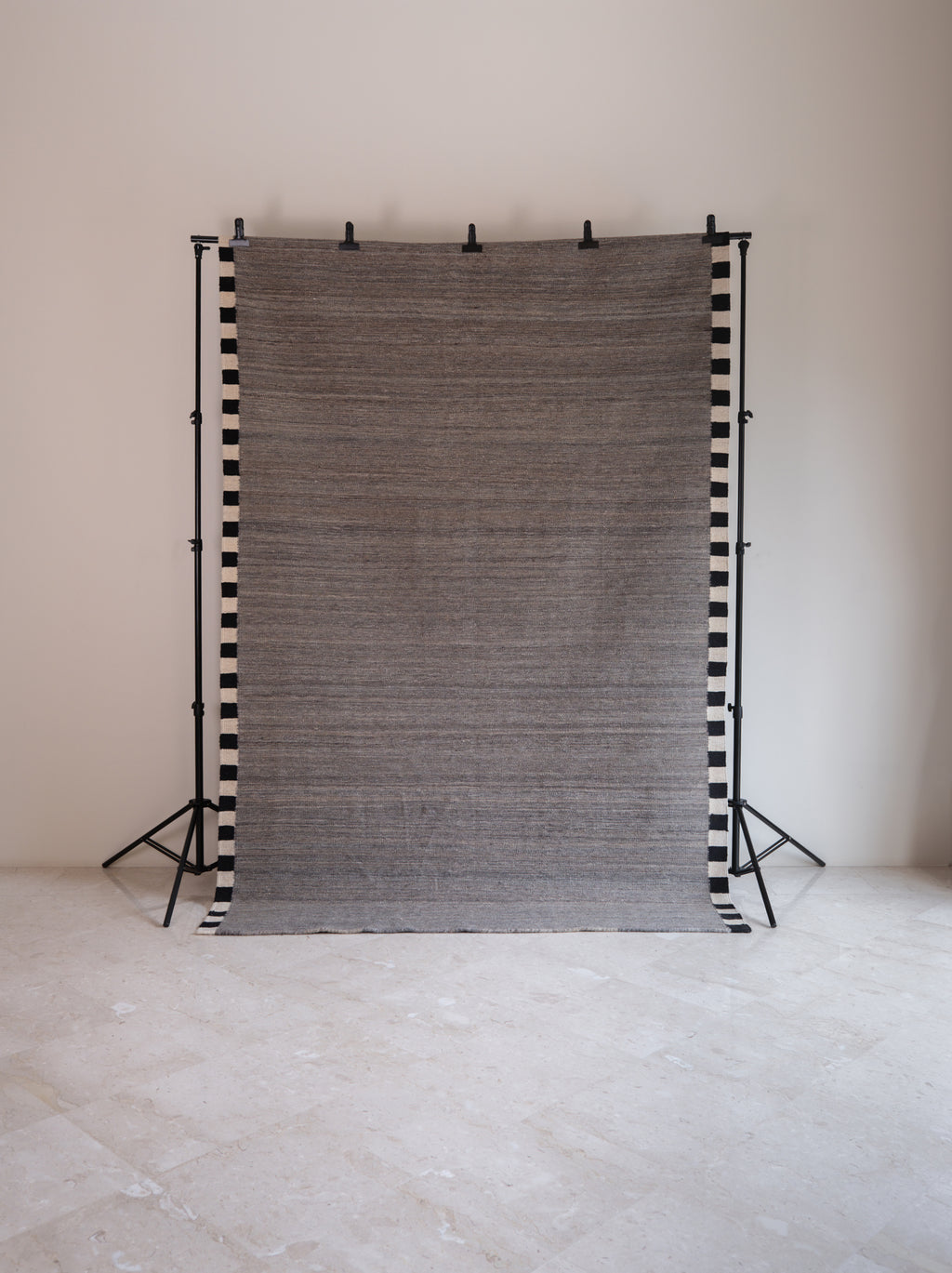 Khat Khati Rug - Black/White