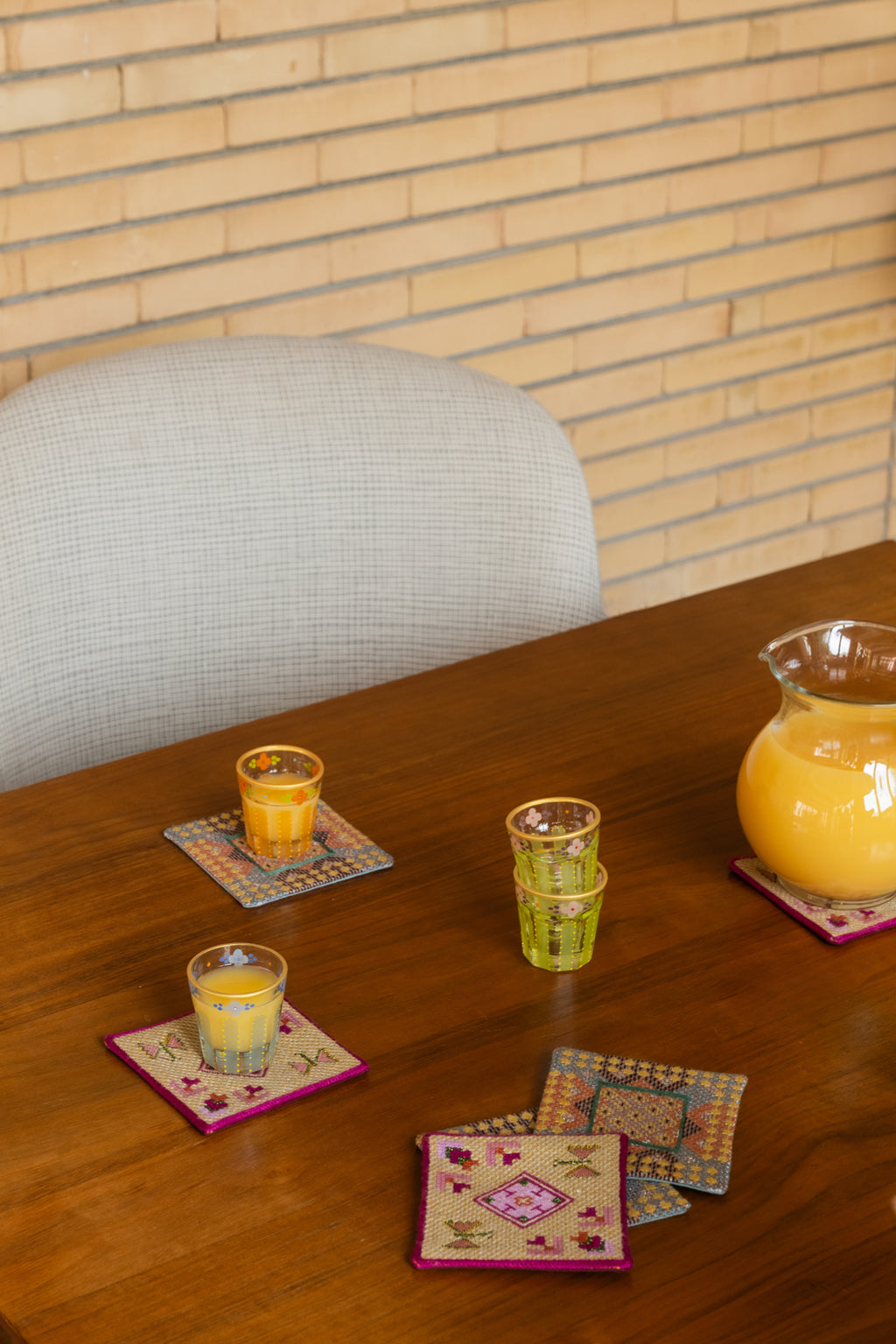 Saghi Shot Glass Set - Coral